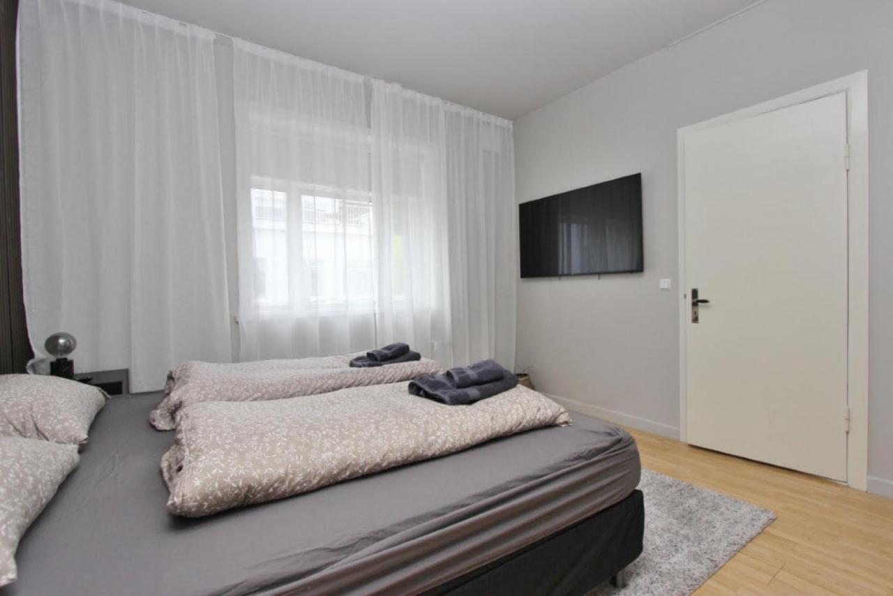 Downtown Apartments アークレイリ エクステリア 写真